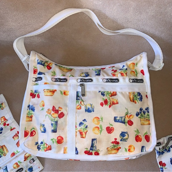 Vintage LeSportsac Farmstand Fruit Flowers 3pcs Bag Purse Pouch Wallet - Picture 3 of 15